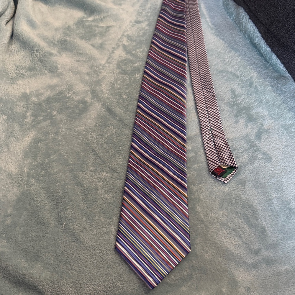 Tommy Hilfiger Vibrant Striped Tie